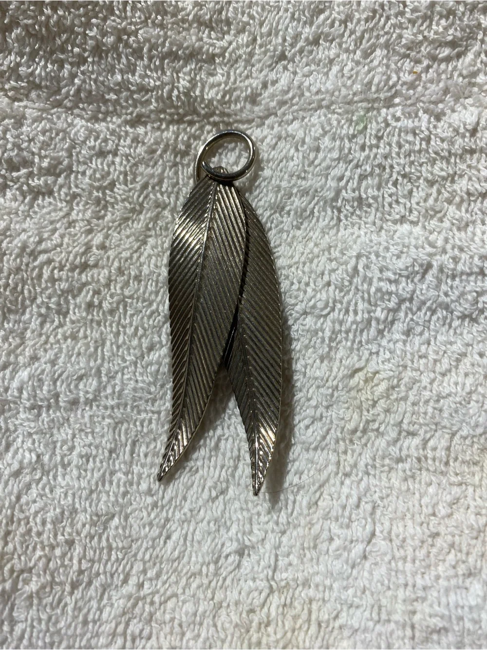 Silver Tone Double Feather Pendant (RR)